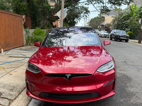 Used 2023 Tesla Model X AWD/4WD image 2