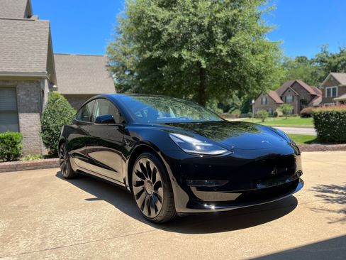 Used 2022 Tesla Model 3 Performance image 6