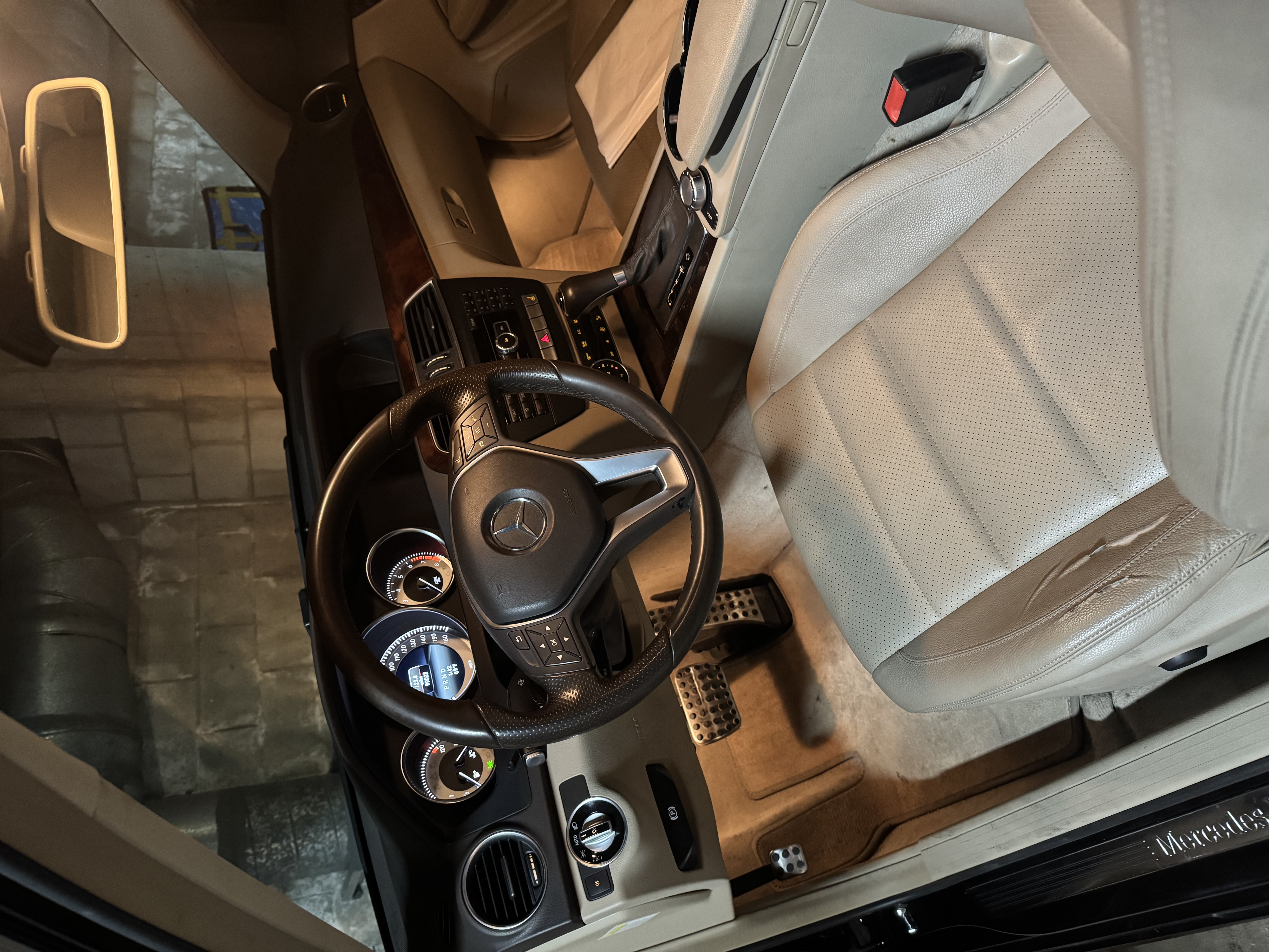 Used 2014 Mercedes-Benz C 250 Coupe image 11
