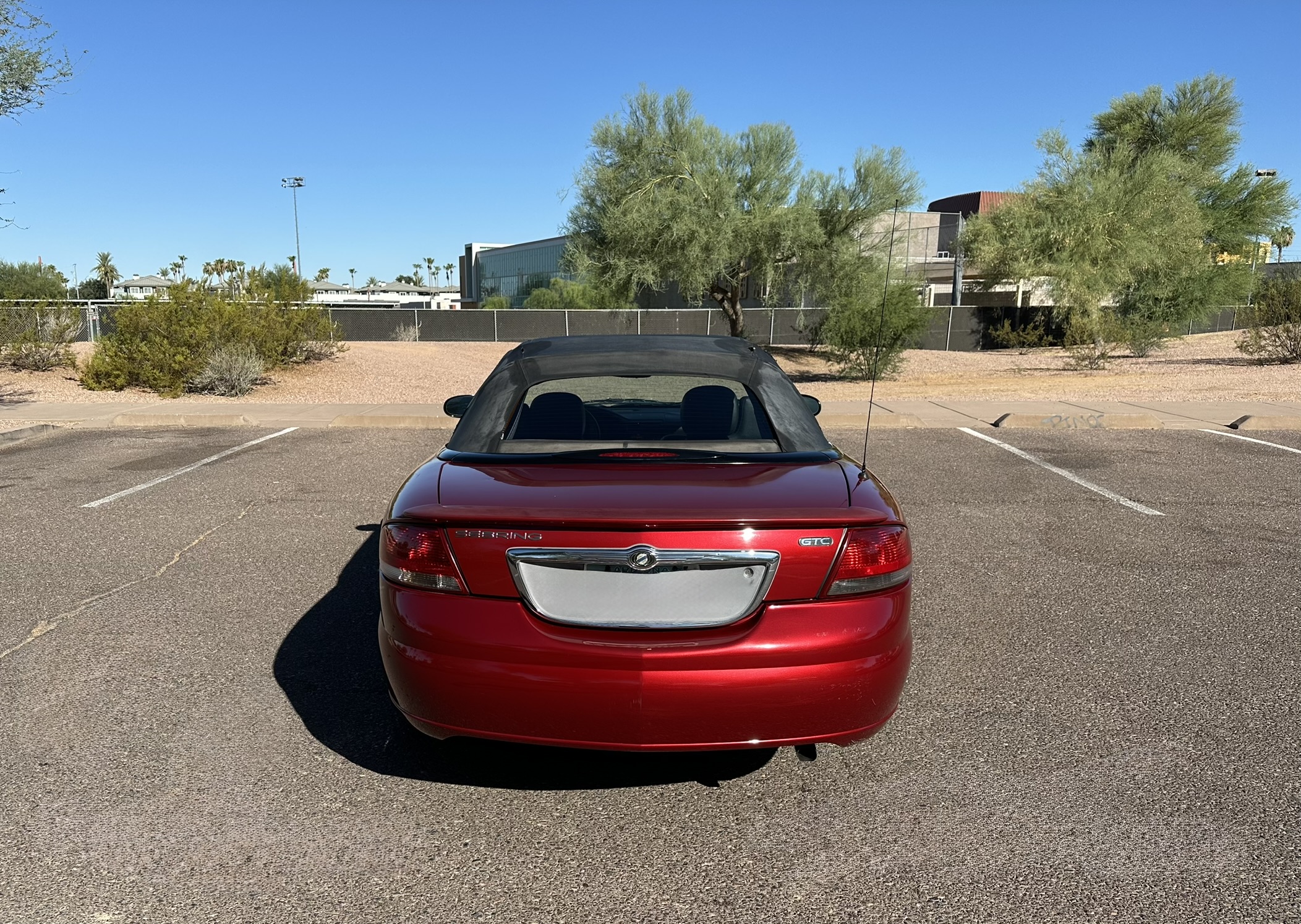 Used 2004 Chrysler Sebring GTC FWD image 17