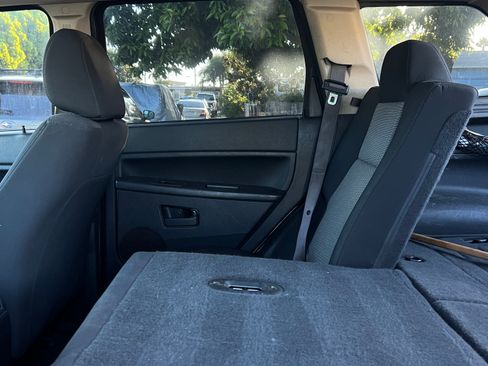 Used 2008 Jeep Grand Cherokee Laredo RWD image 19