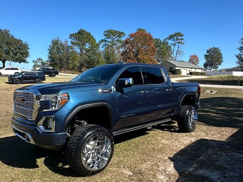 Used 2020 GMC Sierra 1500 Denali w/ Denali Ultimate Package image 2