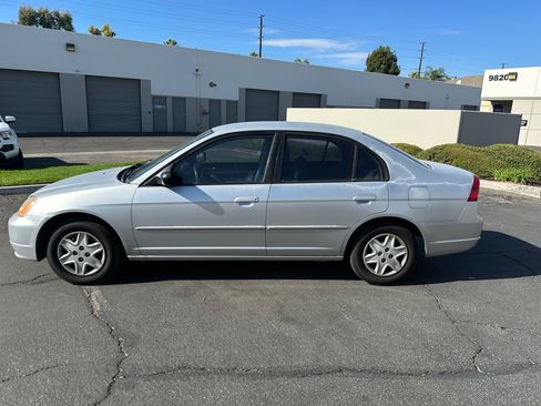 Used 2003 Honda Civic LX image 2