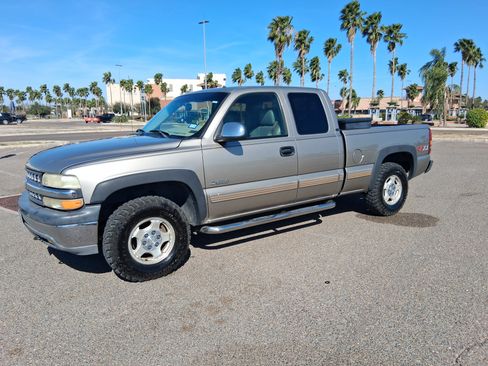 Used 2002 Chevrolet Silverado 1500 LT w/ Off-Road Pkg image 1