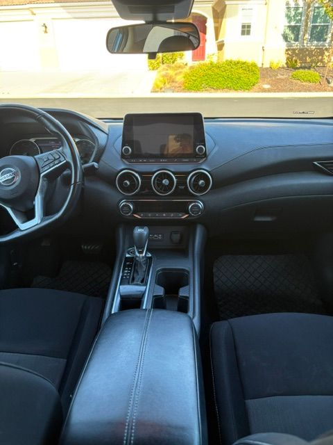 Used 2021 Nissan Sentra SV FWD image 8