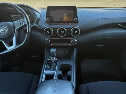 Used 2021 Nissan Sentra SV FWD image 8