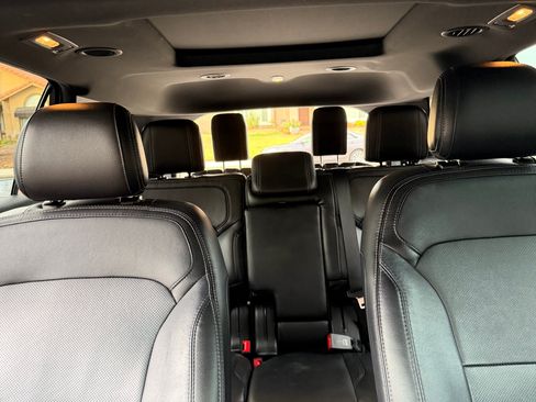 Used 2017 Ford Explorer Limited FWD image 13