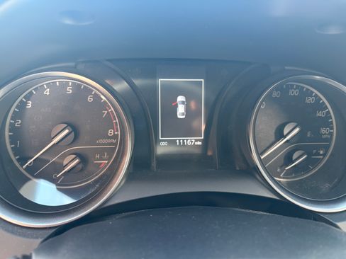 Used 2021 Toyota Camry SE w/ Carpet Mat Package (TMS) image 10