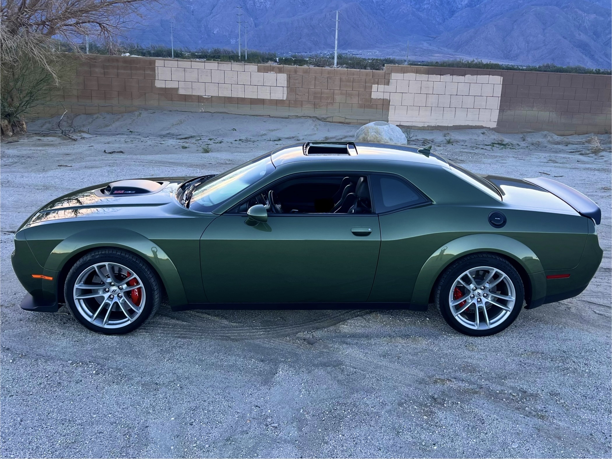Used 2021 Dodge Challenger R/T Scat Pack RWD image 5