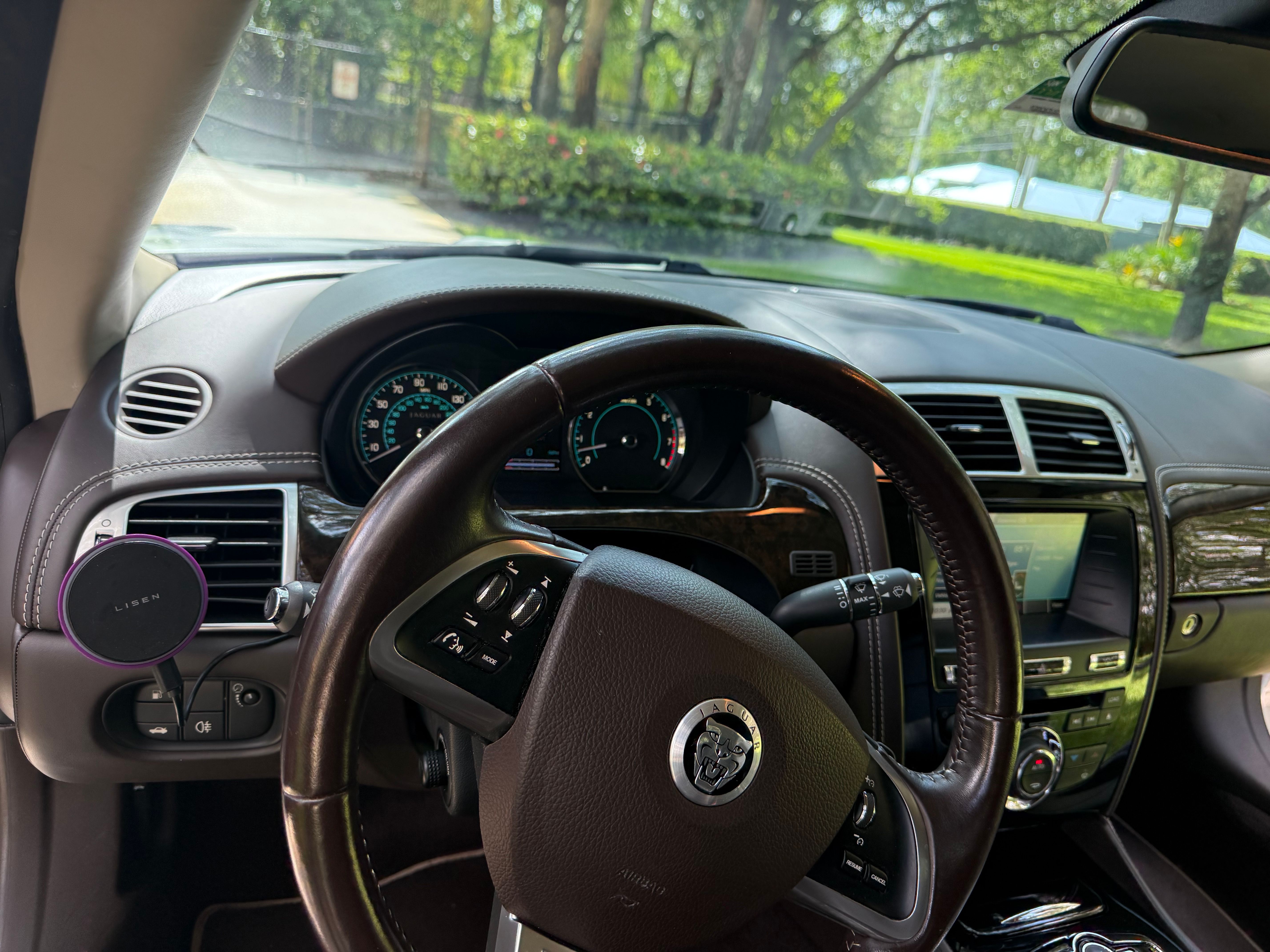 Used 2014 Jaguar XK Convertible RWD image 23