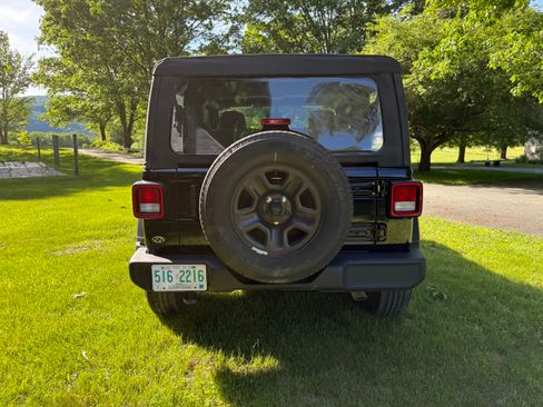 Used 2023 Jeep Wrangler Sport w/ Dual Door Group (Lowers Only) AWD/4WD image 13