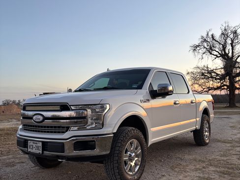 Used 2018 Ford F150 Lariat image 1