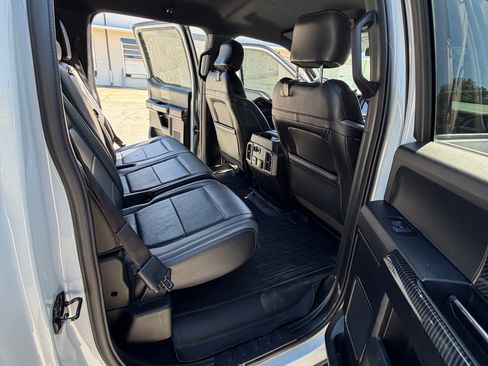 Used 2017 Ford F150 Raptor w/ Equipment Group 802A Luxury image 21