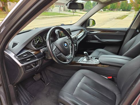 Used 2016 BMW X5 xDrive40e image 9