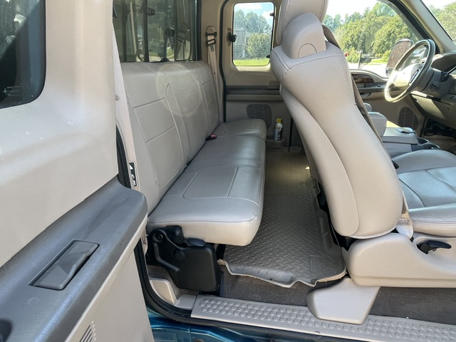 Used 2002 Ford F350 4x4 SuperCab Super Duty image 12