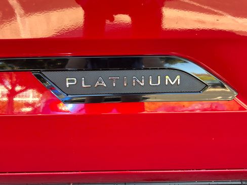 Used 2022 Toyota Tundra Platinum image 11