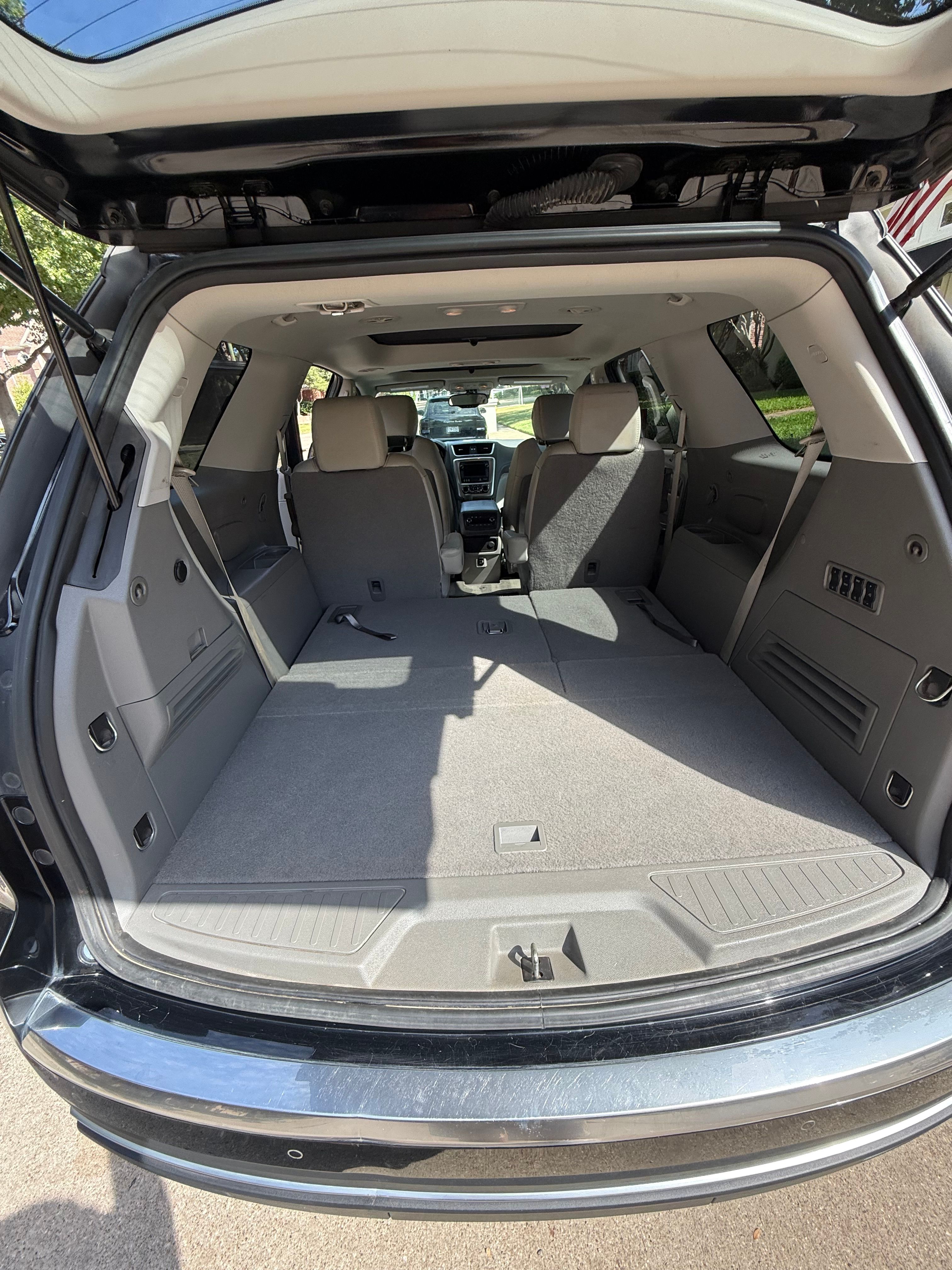 Used 2017 GMC Acadia Limited SLT FWD image 19