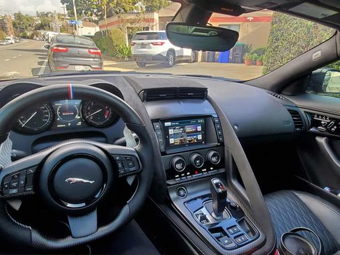 Used 2017 Jaguar F-TYPE SVR image 12