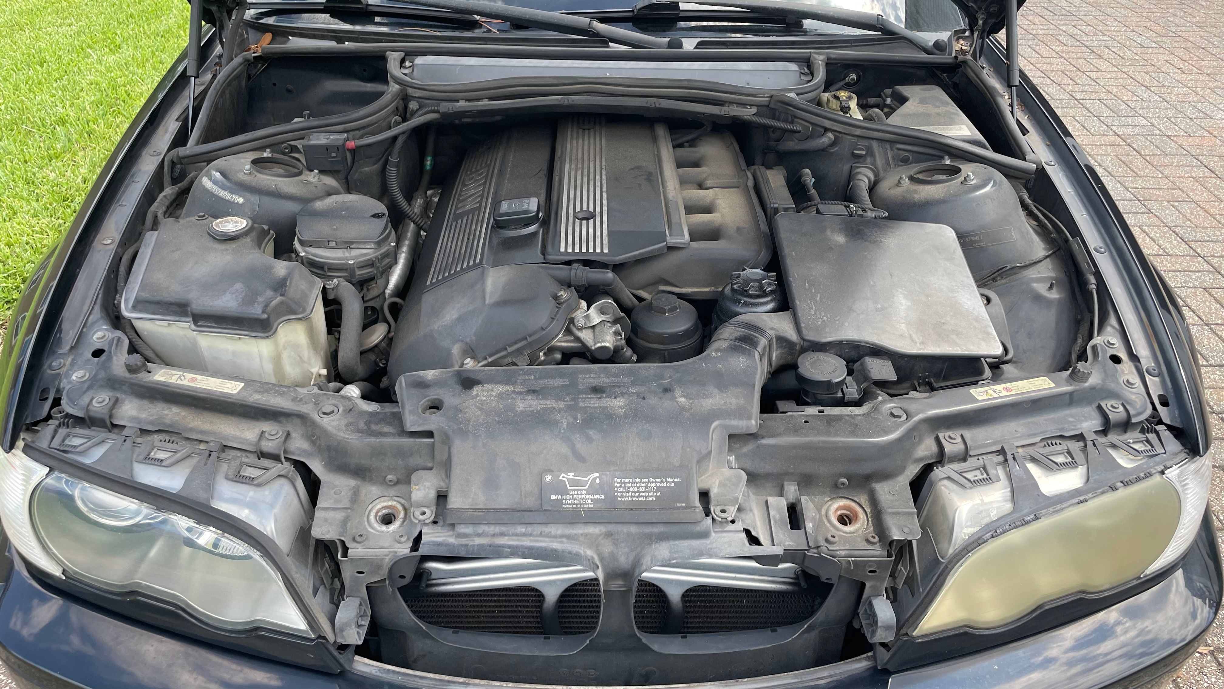 Used 2002 BMW 330Ci Coupe RWD image 9