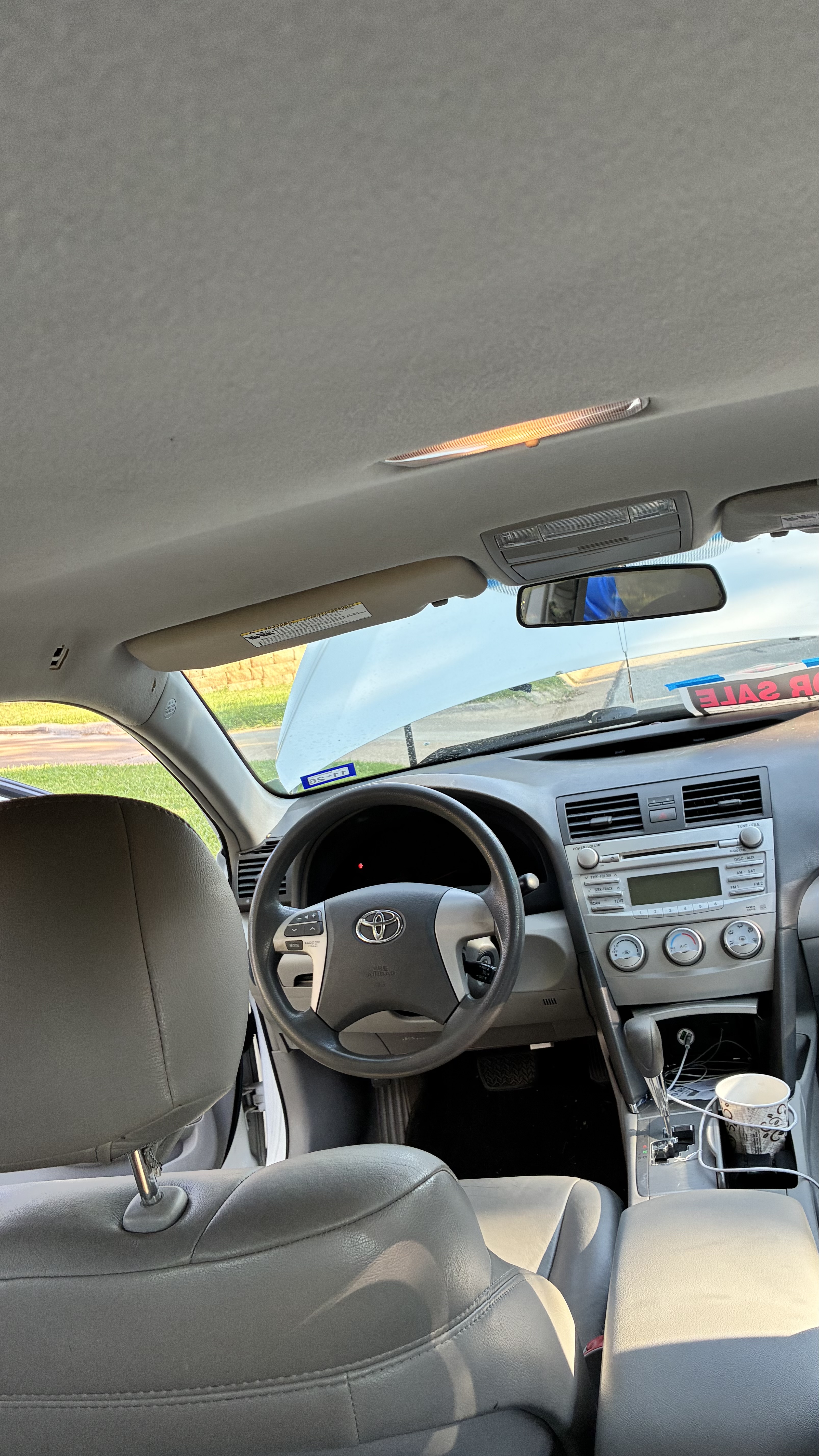 Used 2011 Toyota Camry LE FWD image 14
