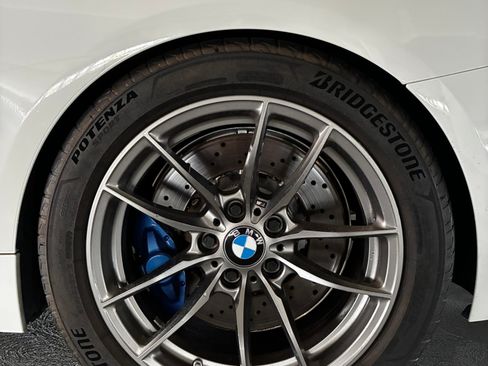 Used 2016 BMW M4 Coupe image 16