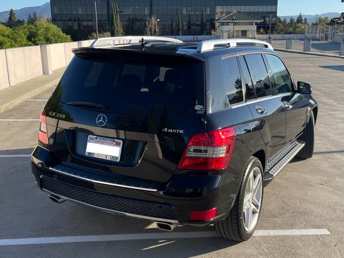 Used 2010 Mercedes-Benz GLK 350 4MATIC image 4