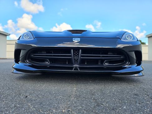 Used 2014 SRT Viper GTS w/ GTS Laguna Interior Package image 15