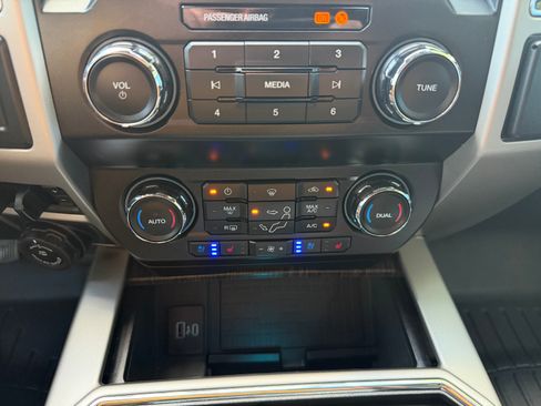 Used 2021 Ford F250 Lariat AWD/4WD image 26