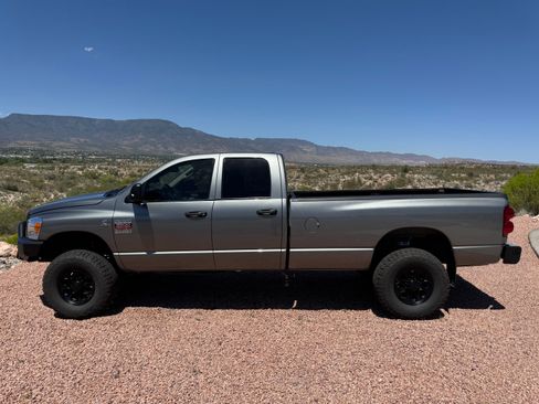 Used 2008 Dodge Ram 3500 Truck SLT w/ Popular Equipment Group AWD/4WD image 6