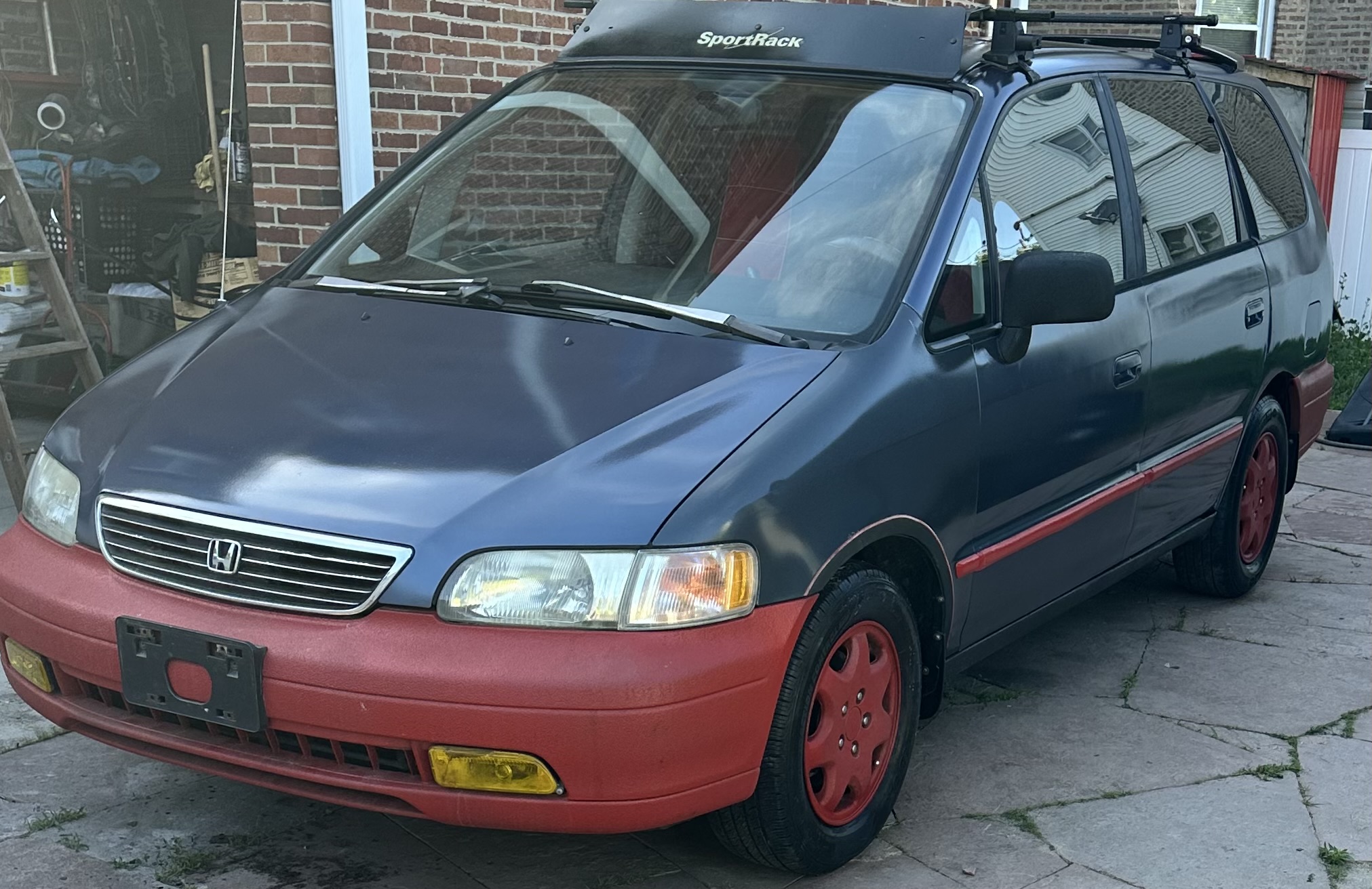 Used 1995 Honda Odyssey EX image 1