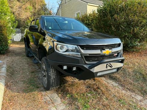 Used 2016 Chevrolet Colorado Z71 image 1
