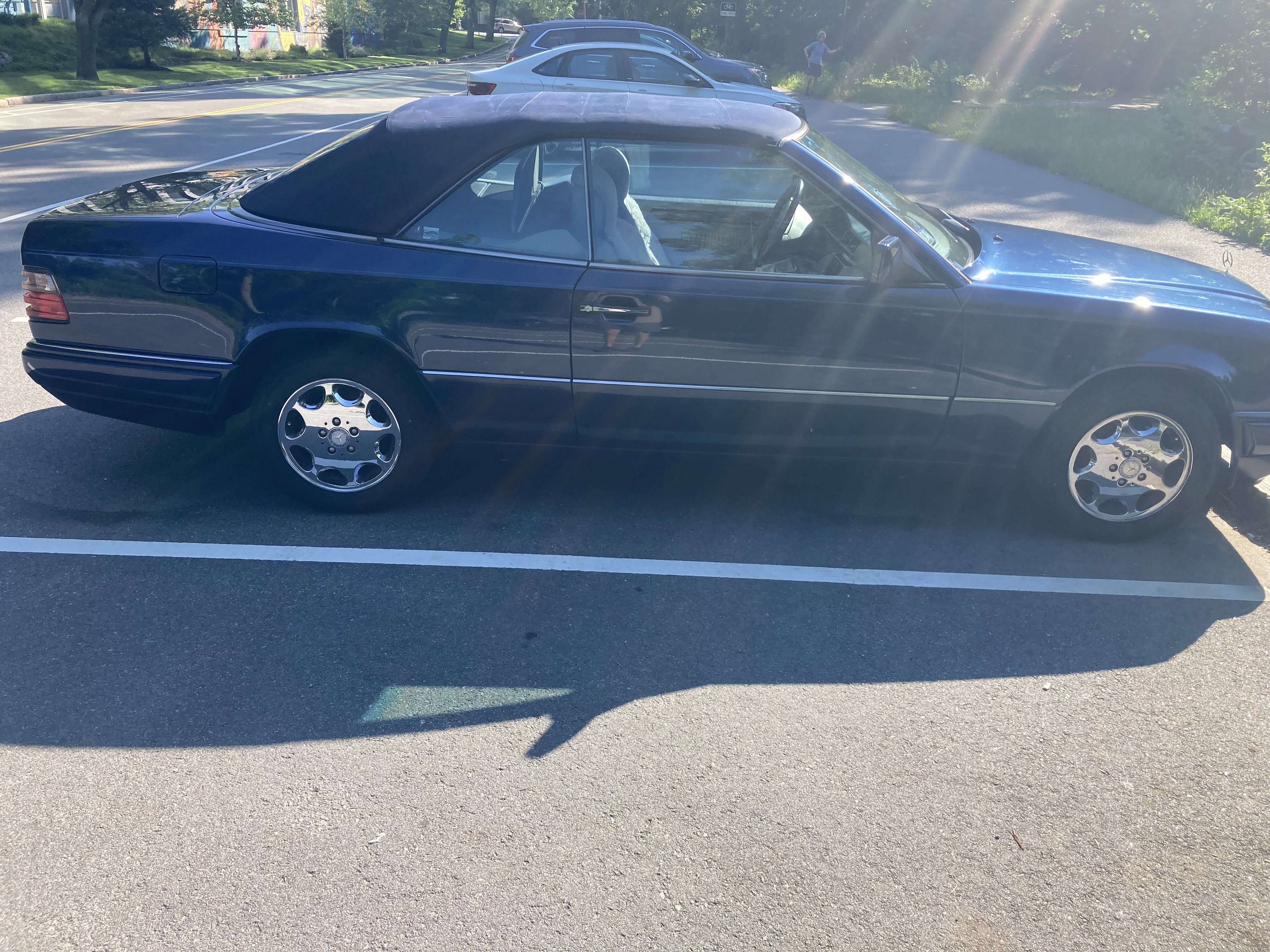 Used 1995 Mercedes-Benz E 320 Convertible image 5