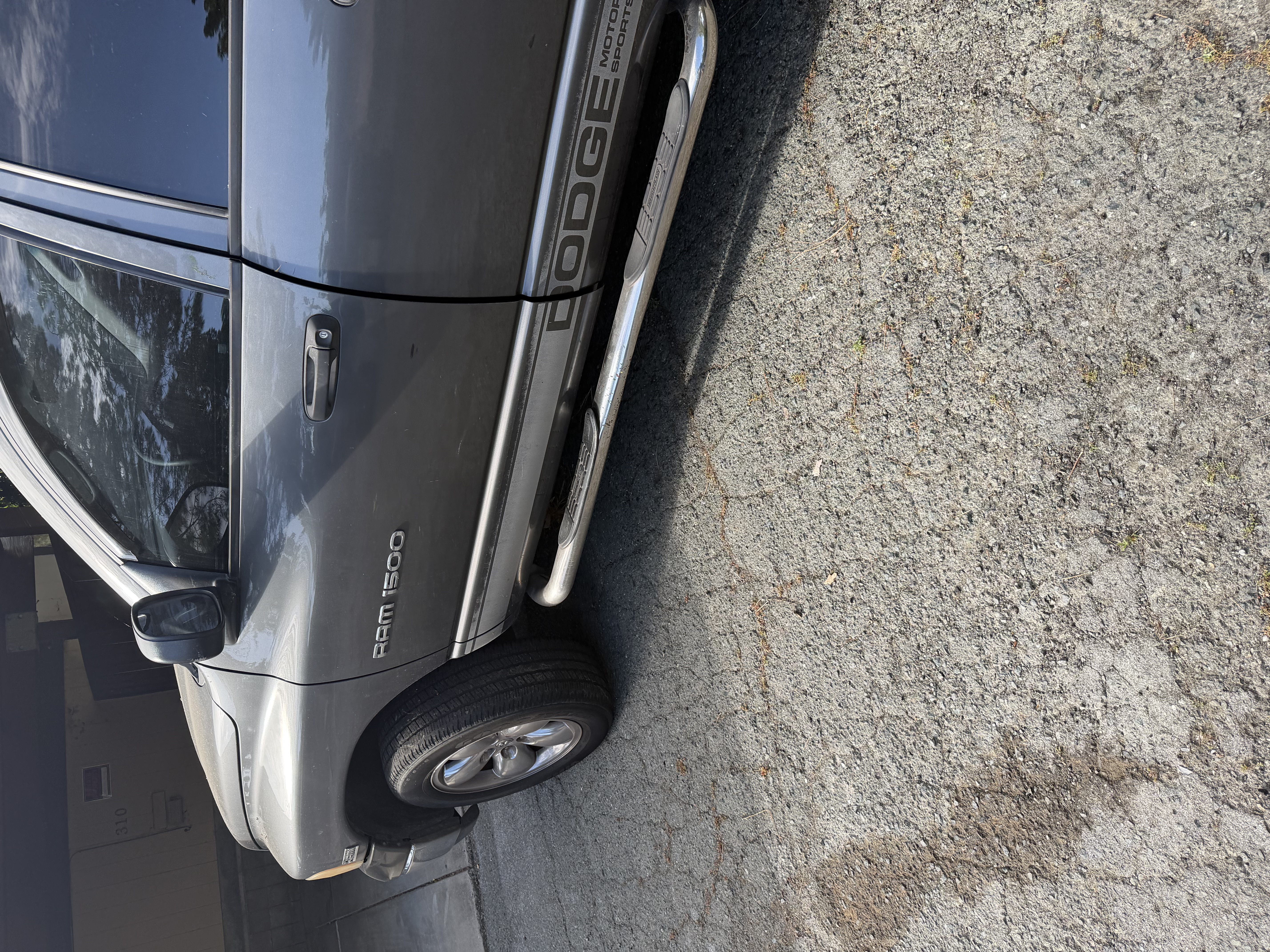 Used 2004 Dodge Ram 1500 Truck SLT w/ Big Horn Quad Cab Value Group RWD image 2