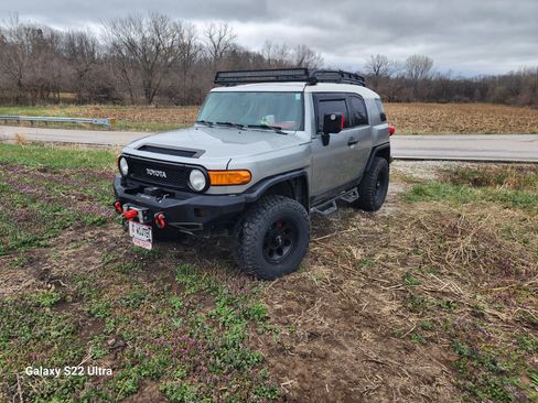 Used 2010 Toyota FJ Cruiser 4WD image 12