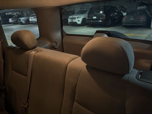 Used 2007 Jeep Liberty Sport image 9