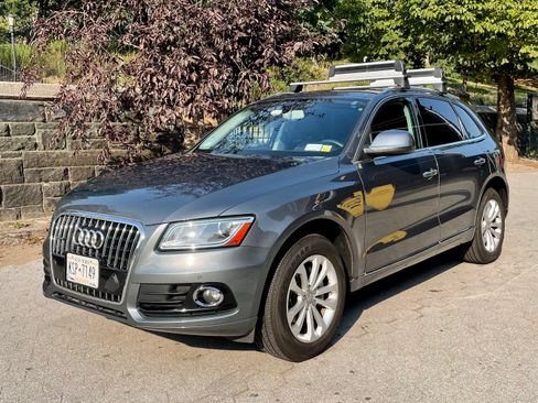 Used 2015 Audi Q5 2.0T Premium Plus AWD/4WD image 12