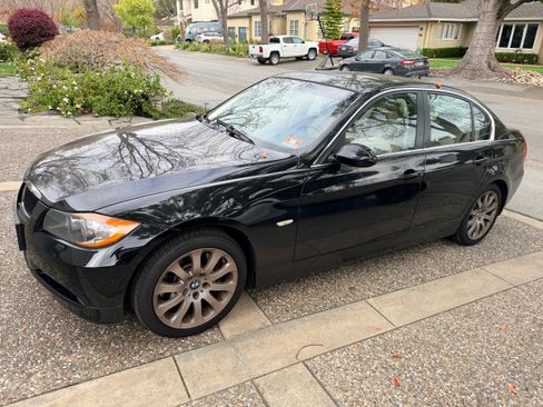 Used 2008 BMW 335xi Sedan image 4