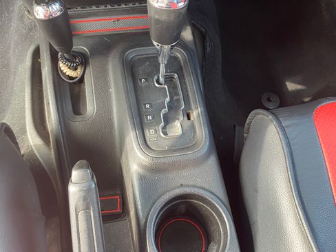 Used 2015 Jeep Wrangler Unlimited Sport w/ Quick Order Package 24S image 13