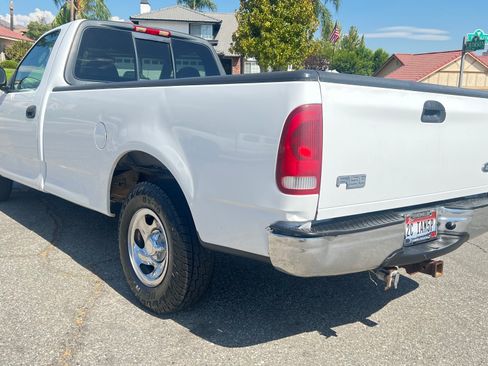 Used 2004 Ford F150 XL RWD image 4