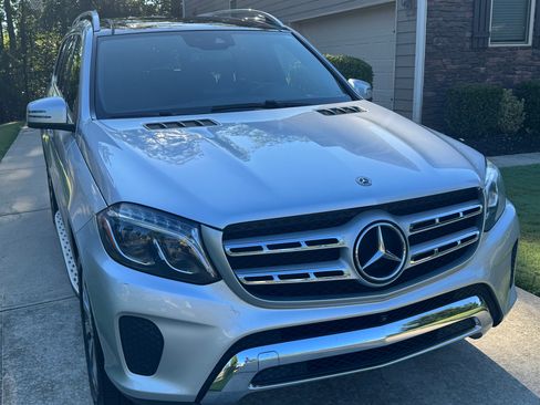Used 2019 Mercedes-Benz GLS 450 4MATIC image 1