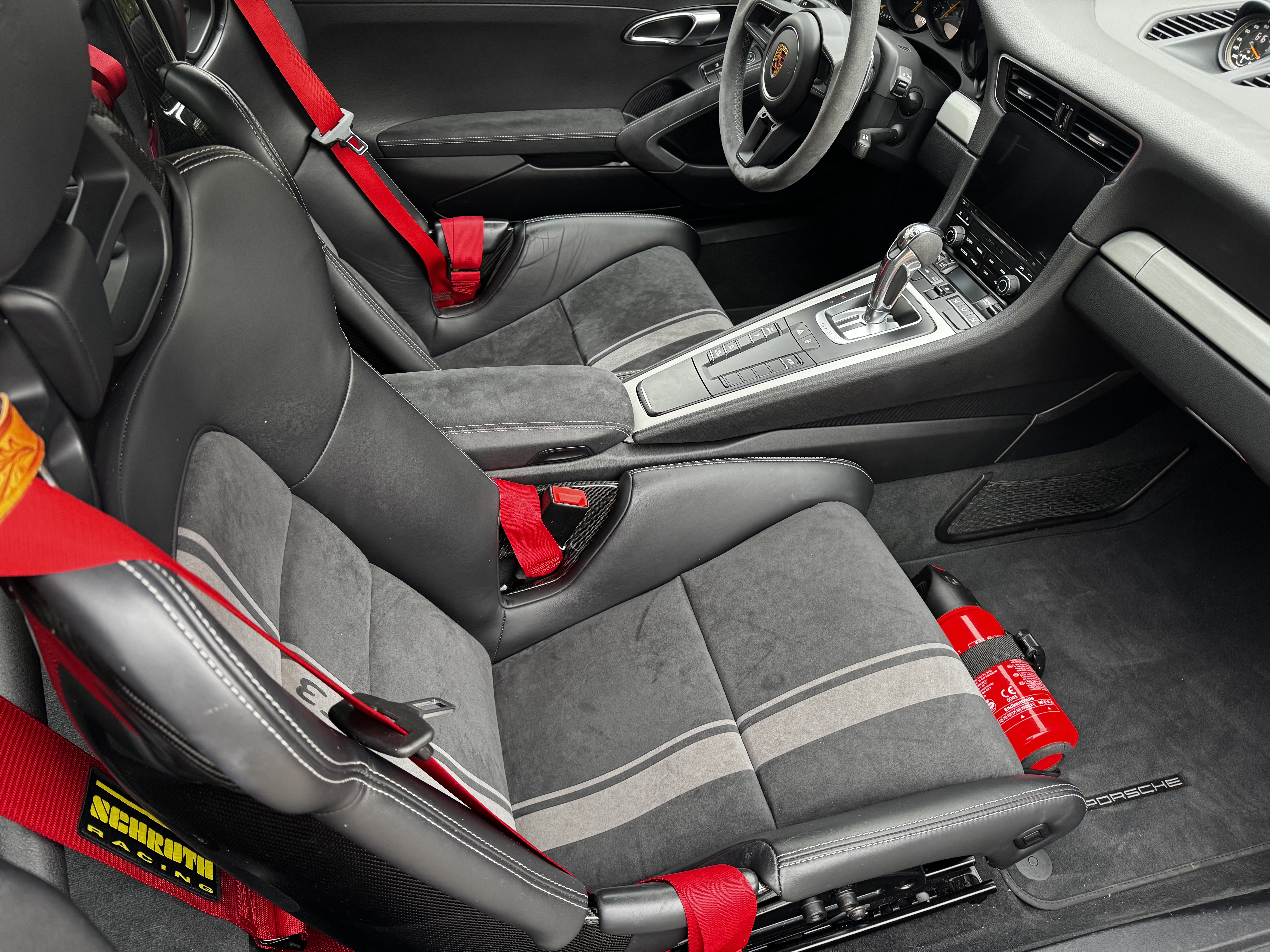 Used 2018 Porsche 911 GT3 RWD image 23