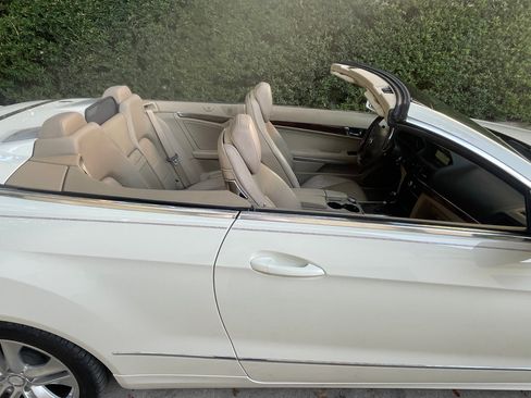 Used 2011 Mercedes-Benz E 350 Cabriolet image 12