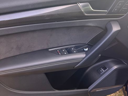 Used 2019 Audi SQ5 Premium Plus w/ Premium Plus Package image 8