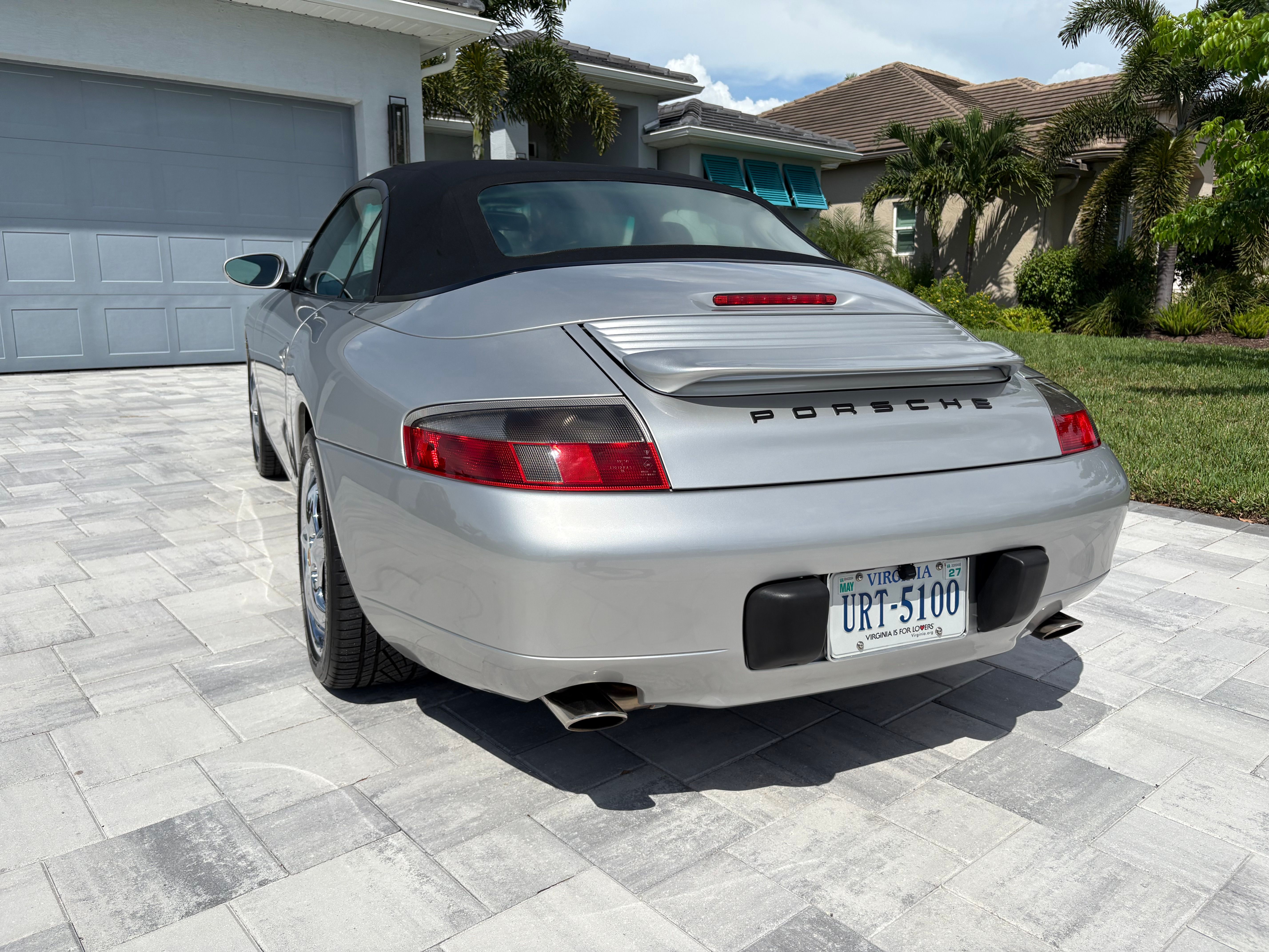Used 2001 Porsche 911 Cabriolet image 2