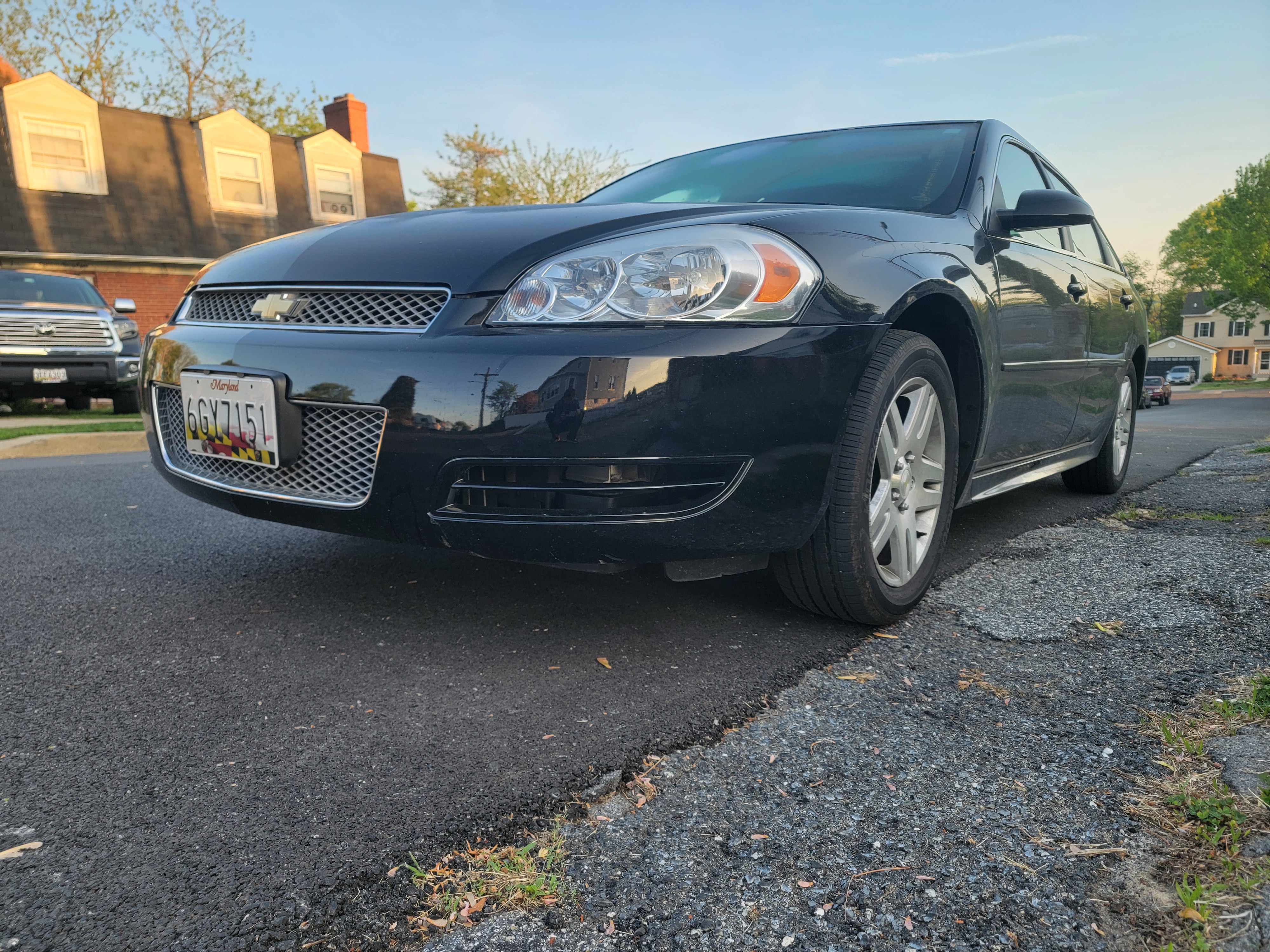 Used 2016 Chevrolet Impala LT FWD image 2