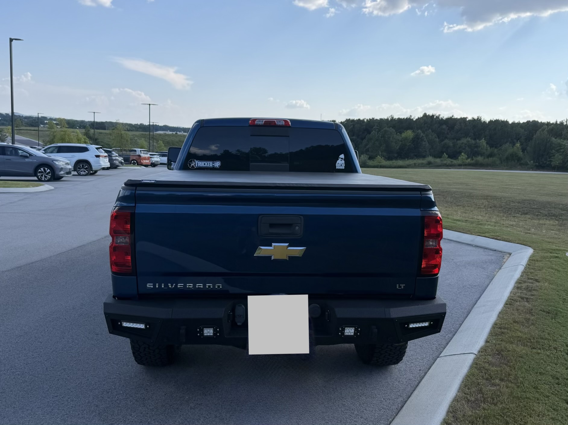 Used 2017 Chevrolet Silverado 1500 LT w/ All Star Edition AWD/4WD image 2