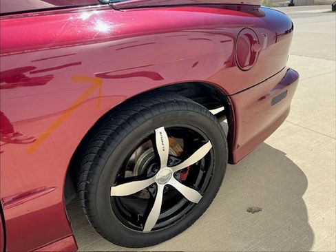 Used 1995 Pontiac Firebird Trans Am image 17