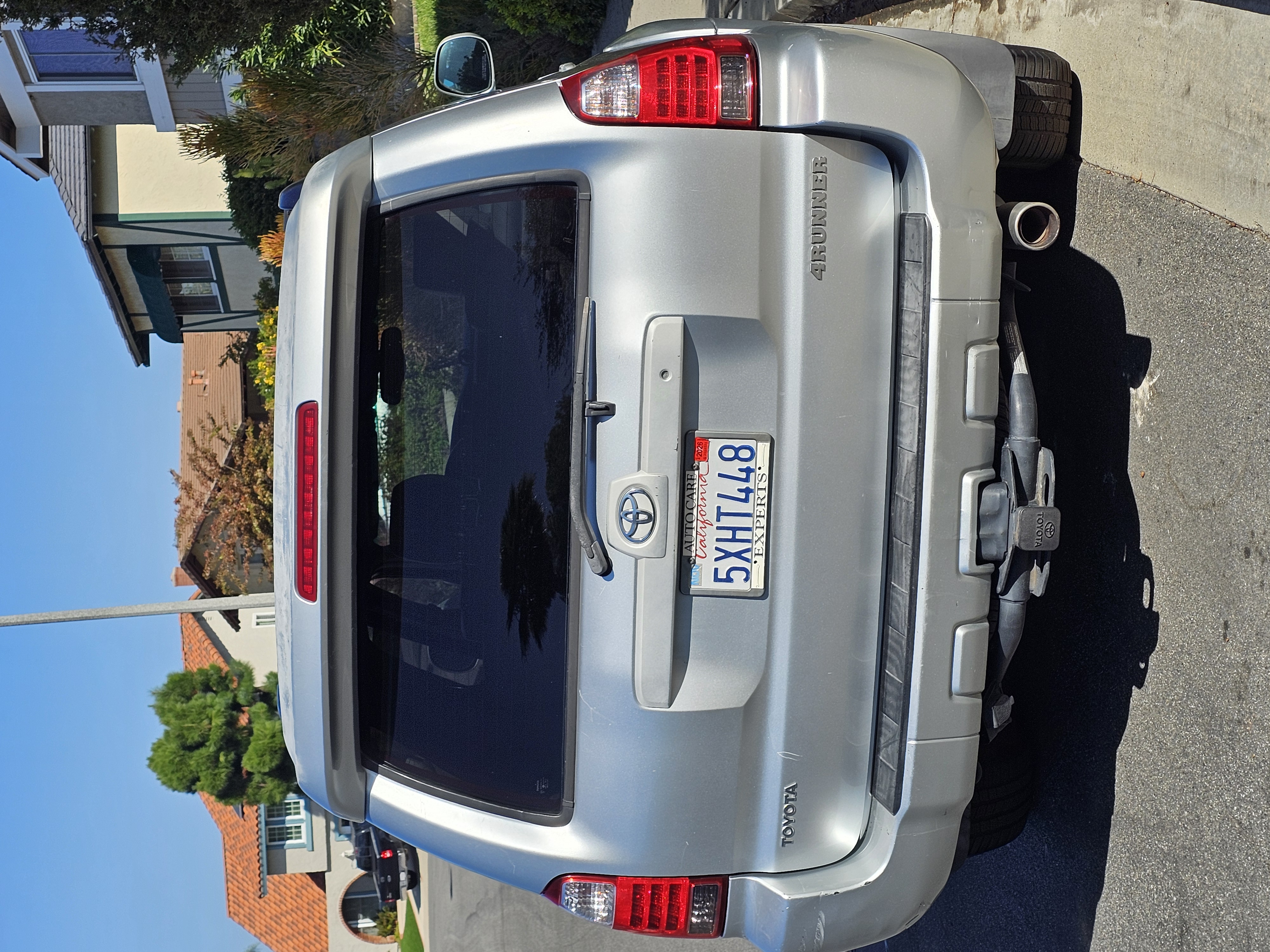 Used 2006 Toyota 4Runner Limited w/ Preferred Accessory Pkg AWD/4WD image 2