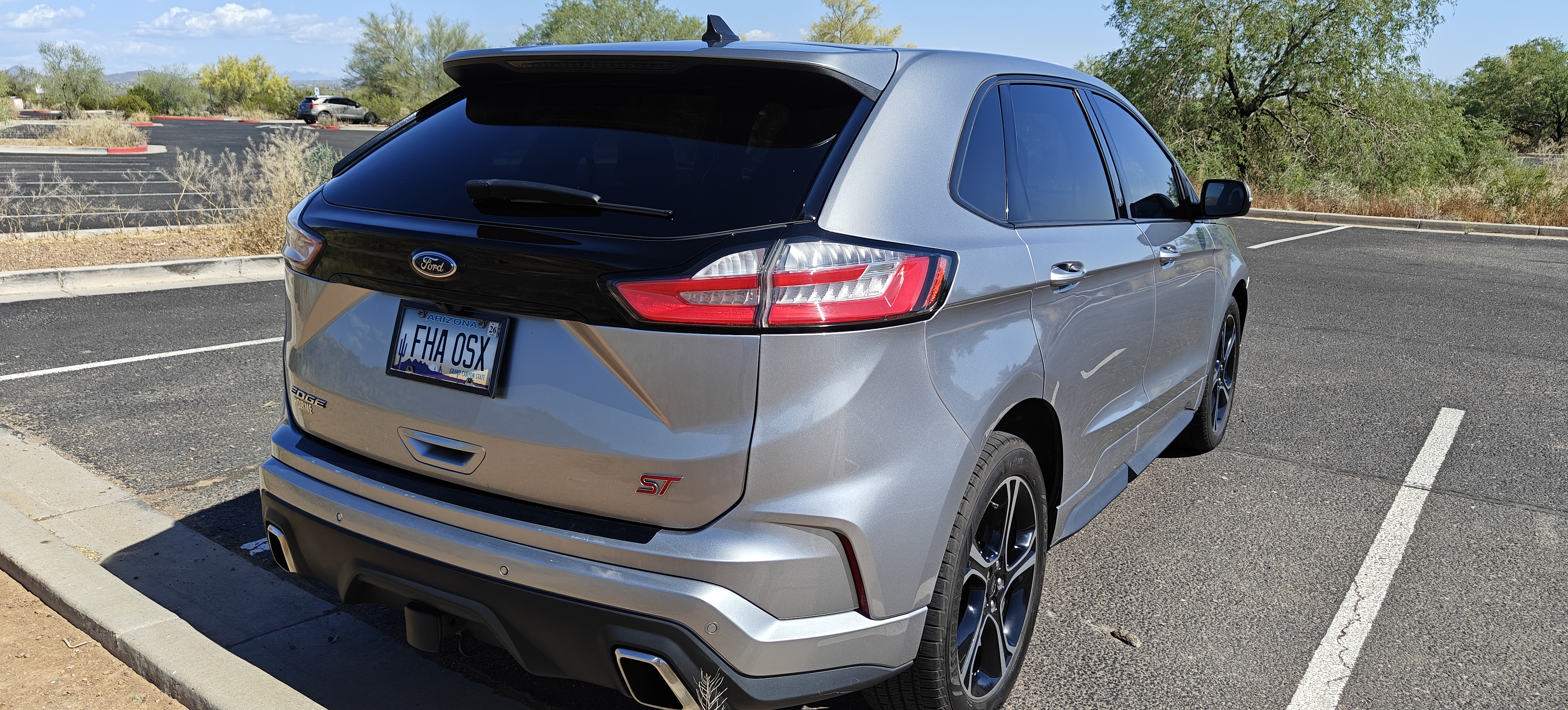 Used 2020 Ford Edge ST AWD/4WD image 4