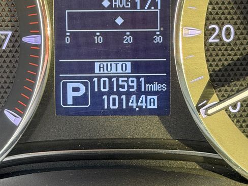 Used 2019 Nissan Armada SL w/ Premium Package image 10